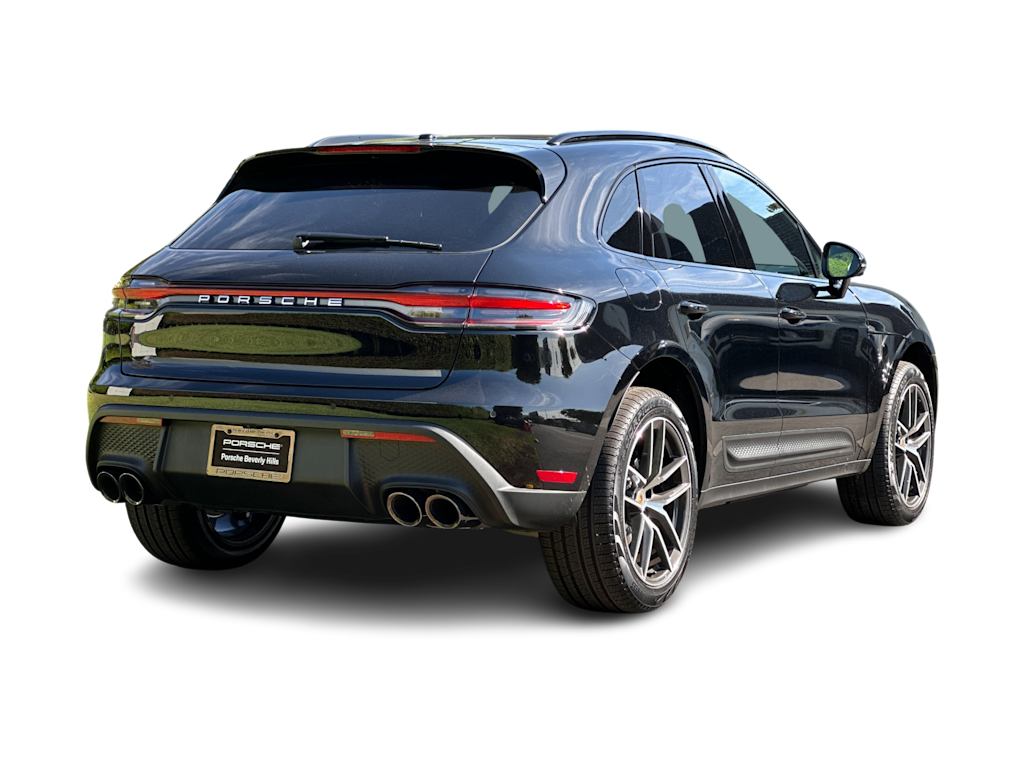 Thumbnail: 2026 Porsche Macan - 19