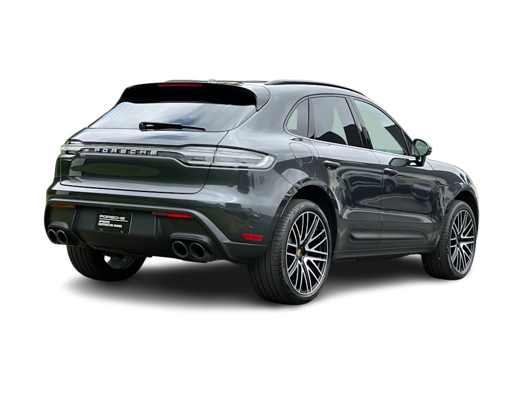 Thumbnail: 2026 Porsche Macan - 18