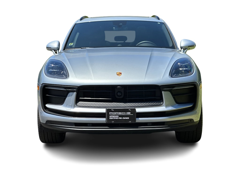 Thumbnail: 2026 Porsche Macan - 6