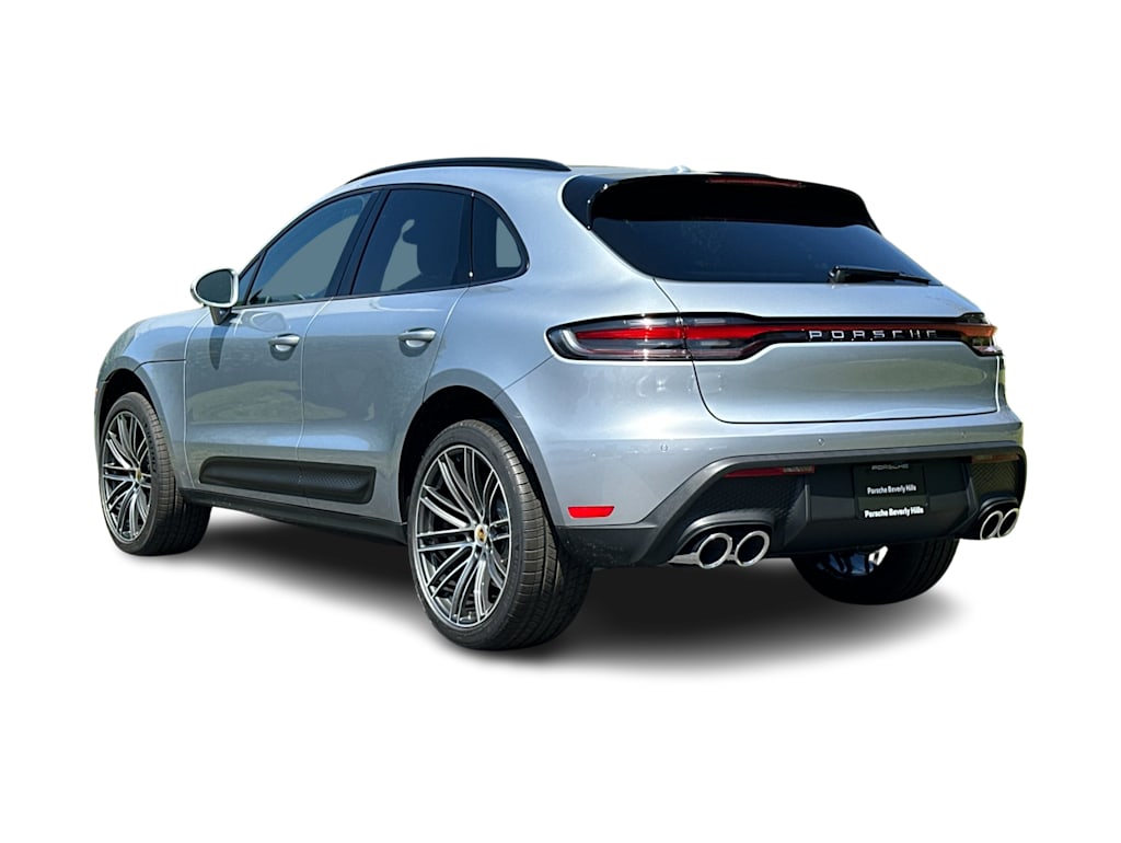 Thumbnail: 2026 Porsche Macan - 4