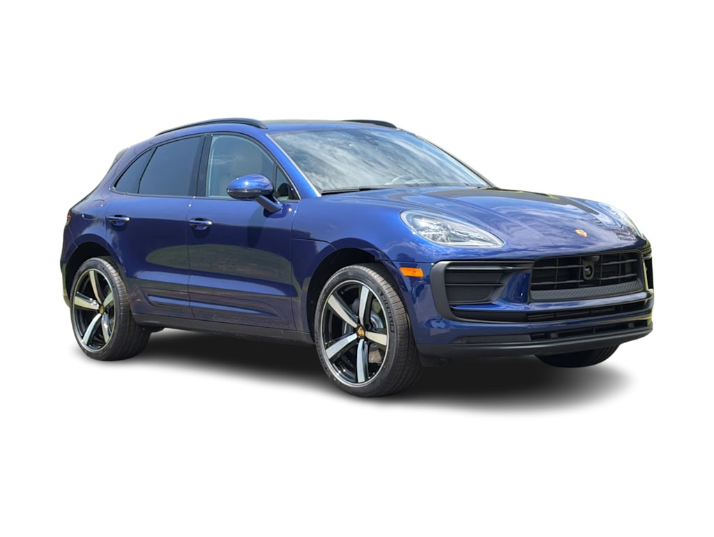 Thumbnail: 2026 Porsche Macan - 21