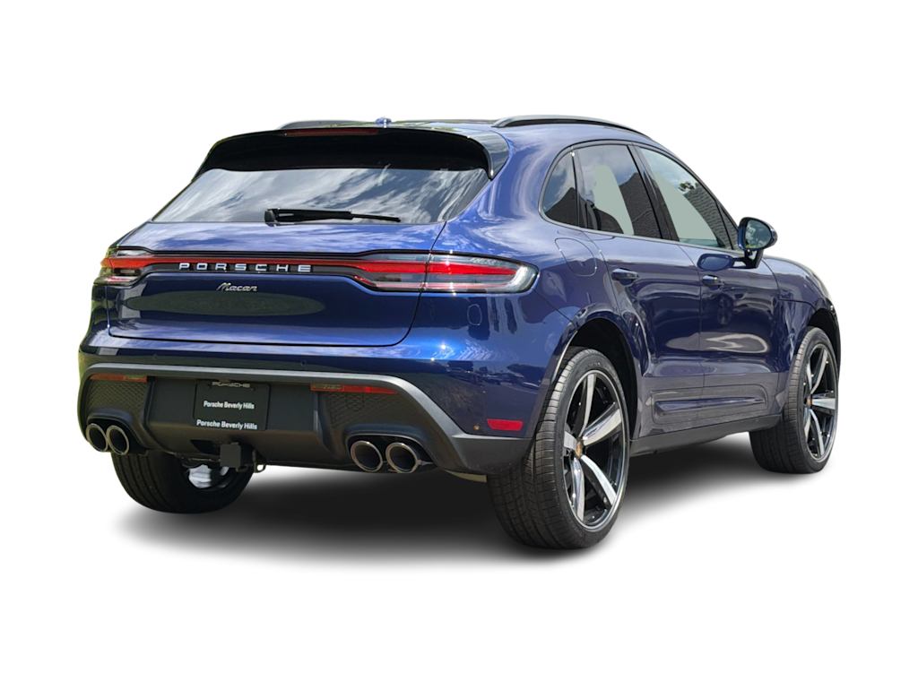 Thumbnail: 2026 Porsche Macan - 19