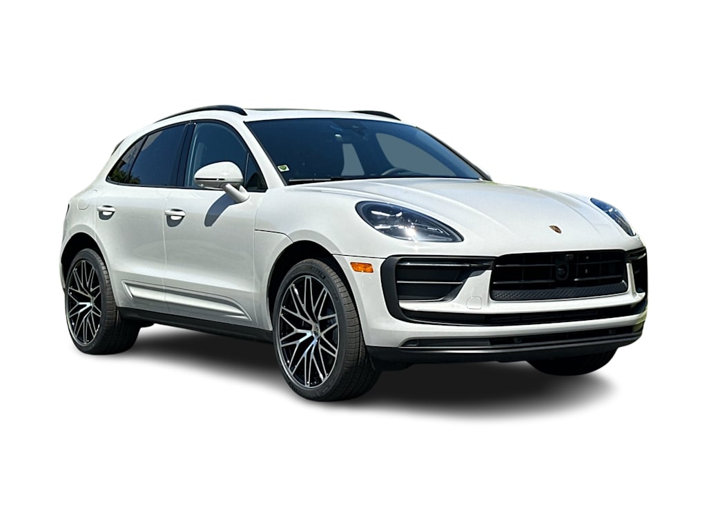 Thumbnail: 2026 Porsche Macan - 20