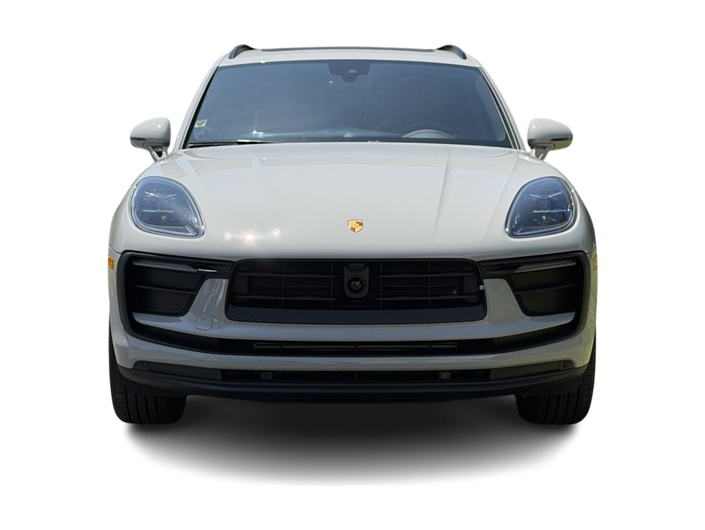 Thumbnail: 2026 Porsche Macan - 21