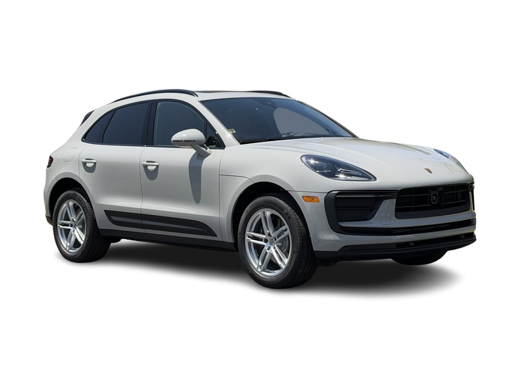Thumbnail: 2026 Porsche Macan - 20