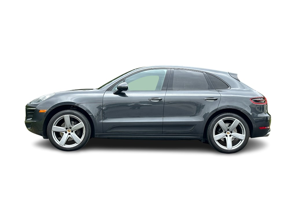 Thumbnail: 2018 Porsche Macan - 3