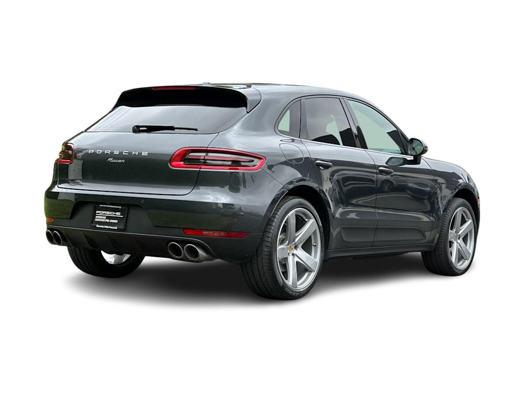 Thumbnail: 2018 Porsche Macan - 18