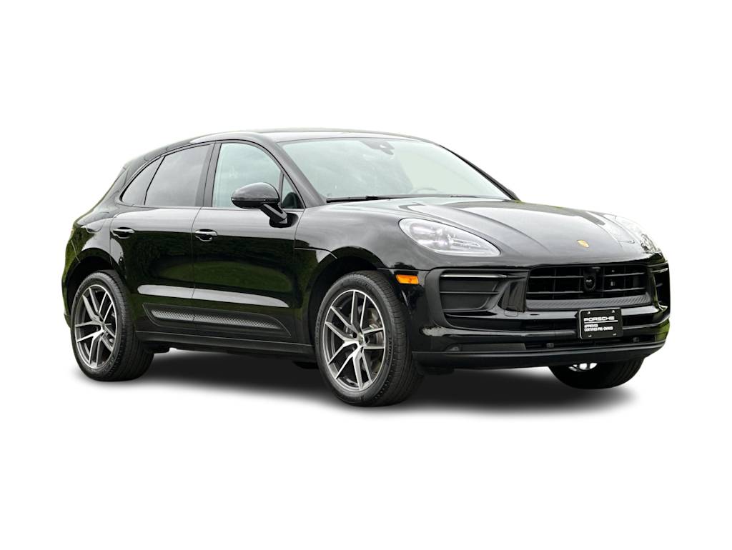 Thumbnail: 2025 Porsche Macan - 22
