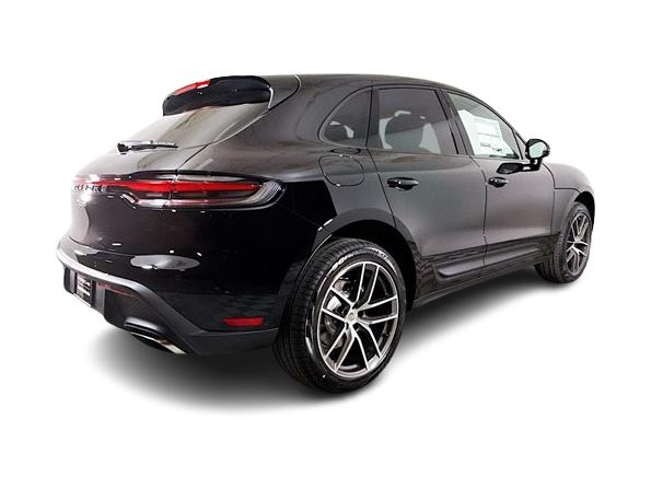 Thumbnail: 2025 Porsche Macan - 19