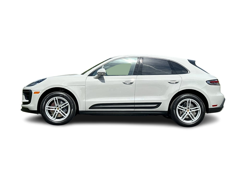 Thumbnail: 2025 Porsche Macan - 3