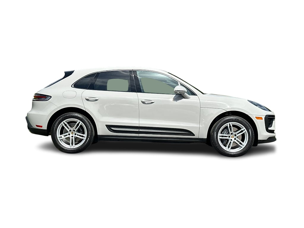 Thumbnail: 2025 Porsche Macan - 20