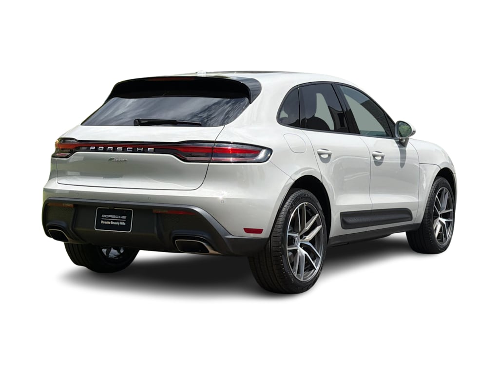 Thumbnail: 2025 Porsche Macan - 20