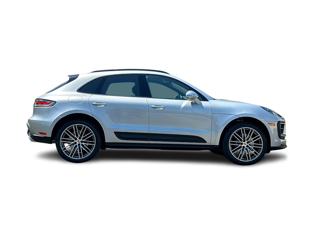 Thumbnail: 2026 Porsche Macan - 21