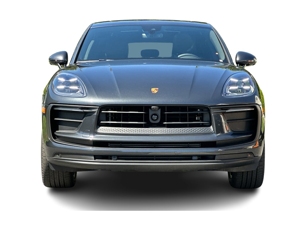 Thumbnail: 2026 Porsche Macan - 6