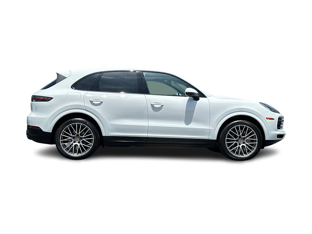 Thumbnail: 2023 Porsche Cayenne - 20