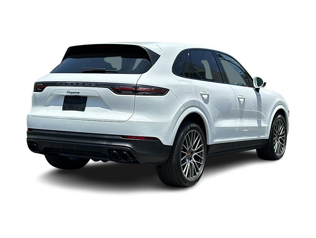 Thumbnail: 2023 Porsche Cayenne - 19