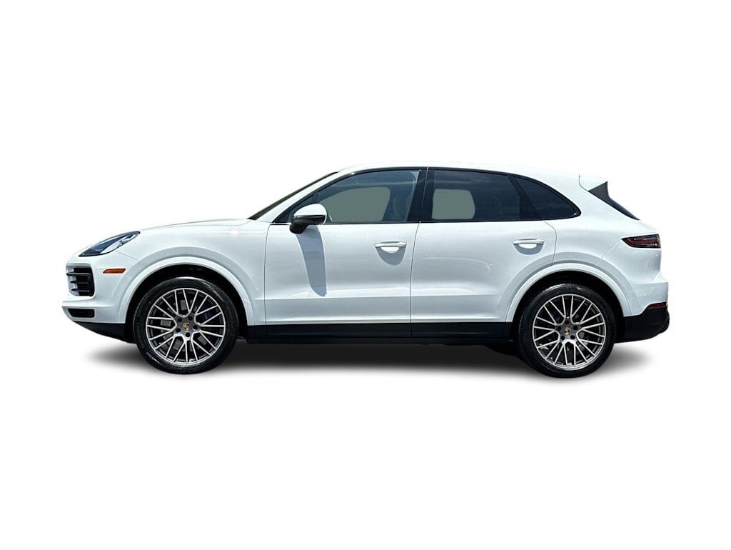 Thumbnail: 2023 Porsche Cayenne - 3