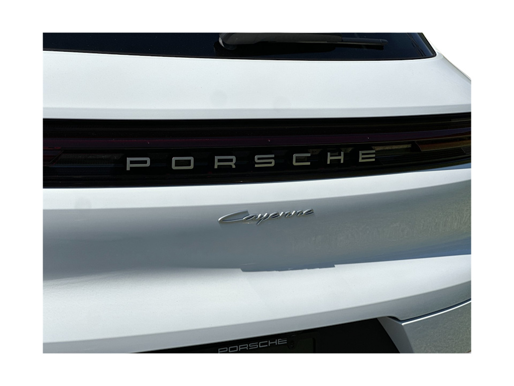 Thumbnail: 2026 Porsche Cayenne - 32