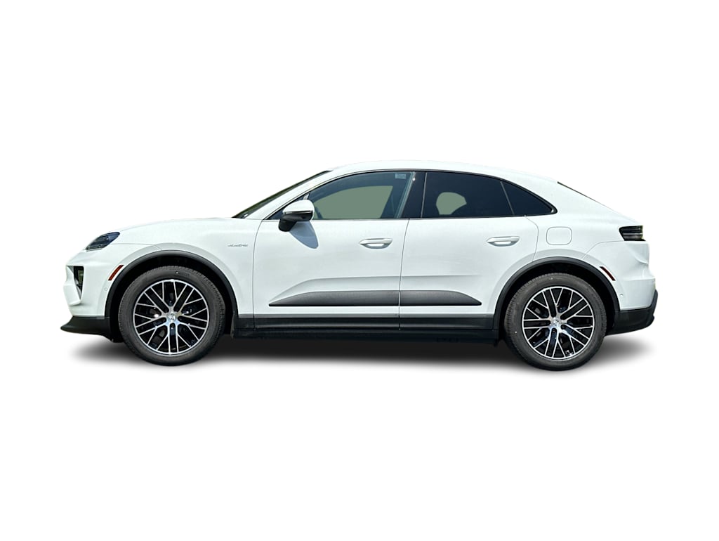 Thumbnail: 2026 Porsche Macan - 3