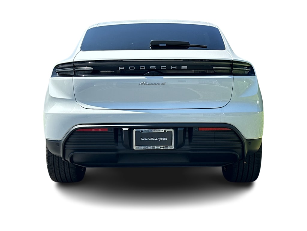 Thumbnail: 2026 Porsche Macan - 5