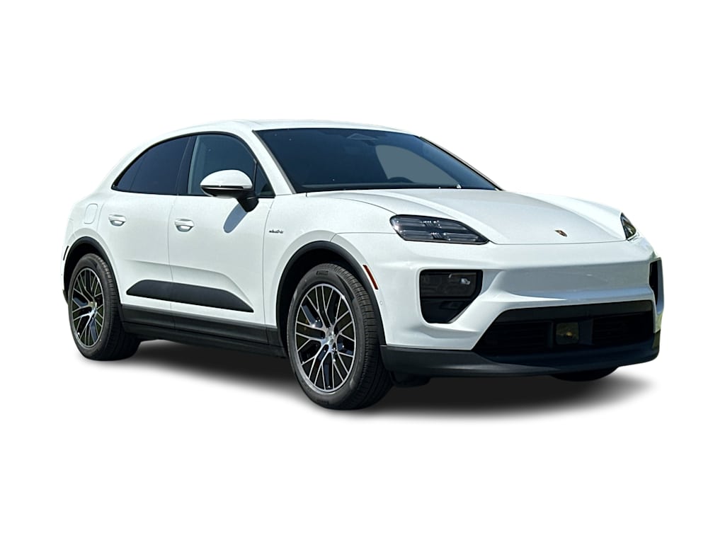 Thumbnail: 2026 Porsche Macan - 22