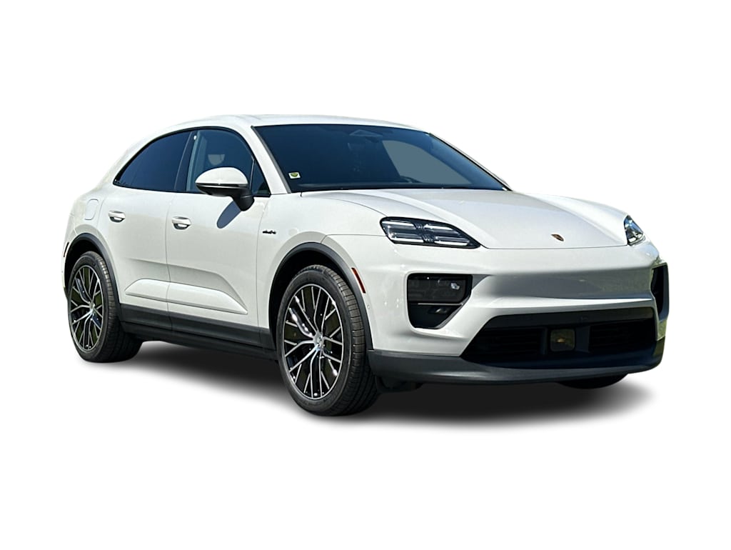 Thumbnail: 2026 Porsche Macan - 20