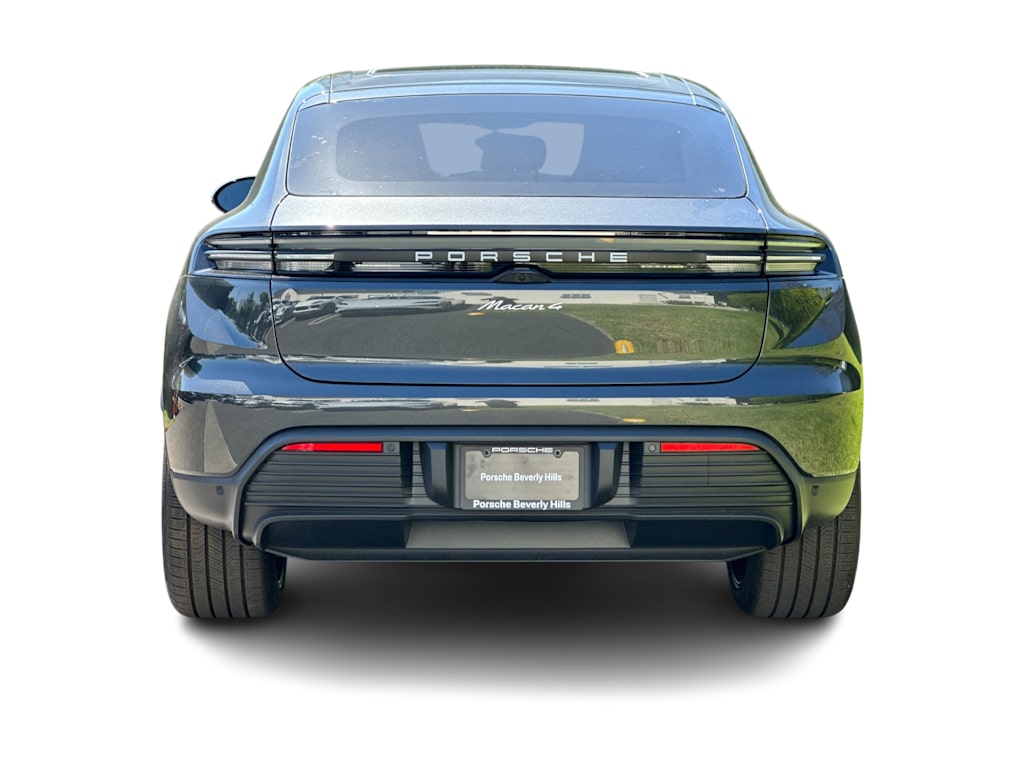 Thumbnail: 2026 Porsche Macan - 5