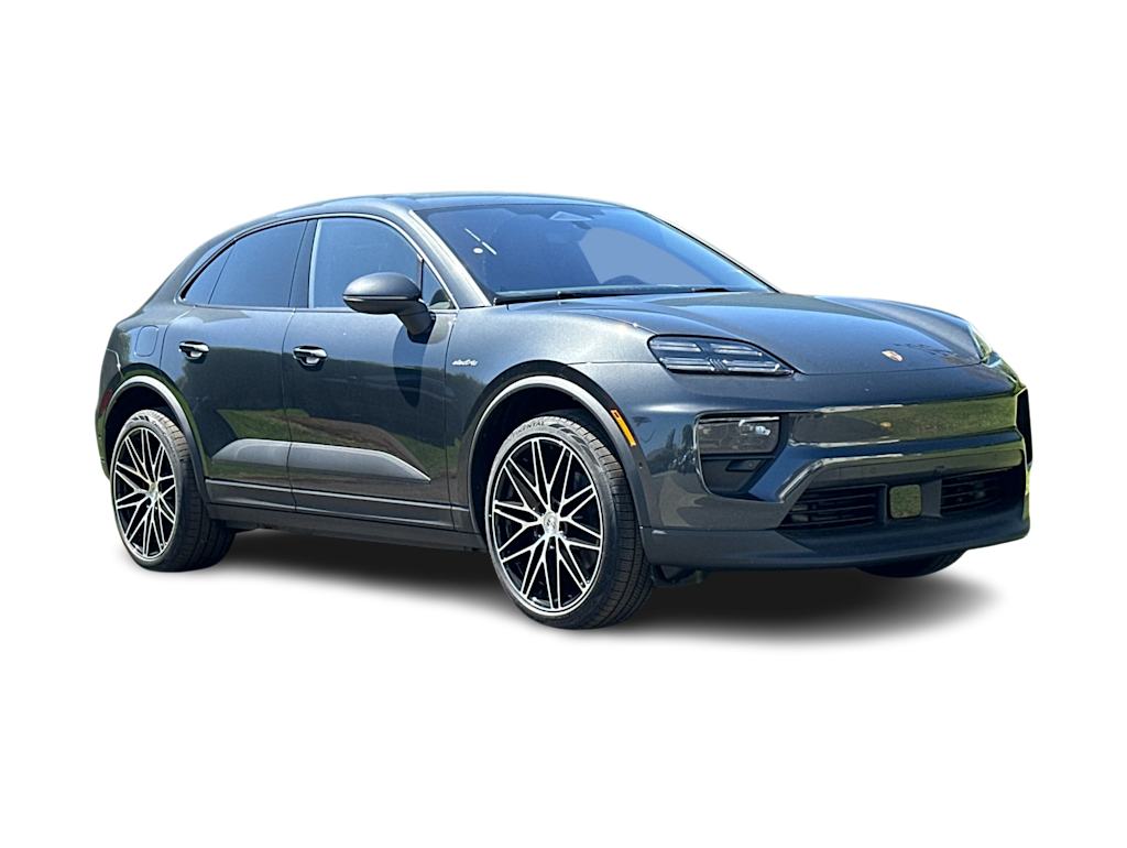Thumbnail: 2026 Porsche Macan - 20