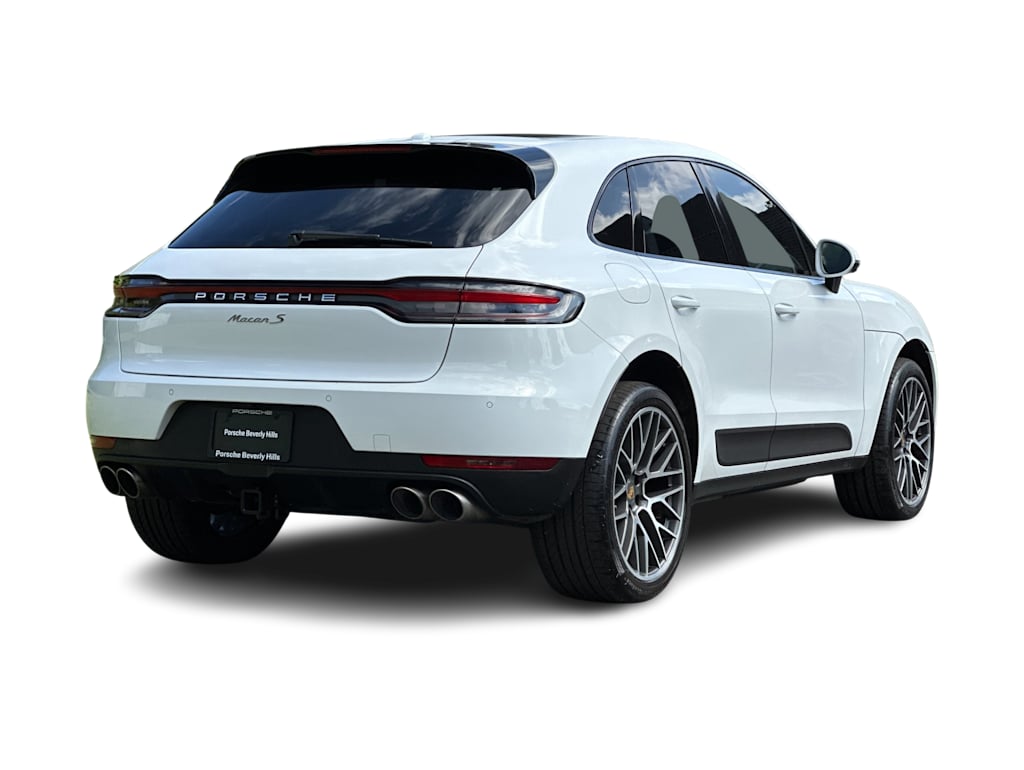 Thumbnail: 2021 Porsche Macan - 20