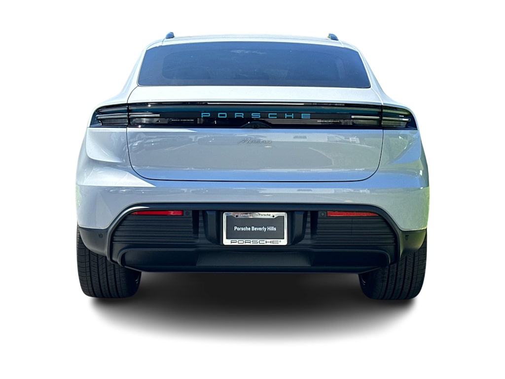 Thumbnail: 2026 Porsche Macan - 5