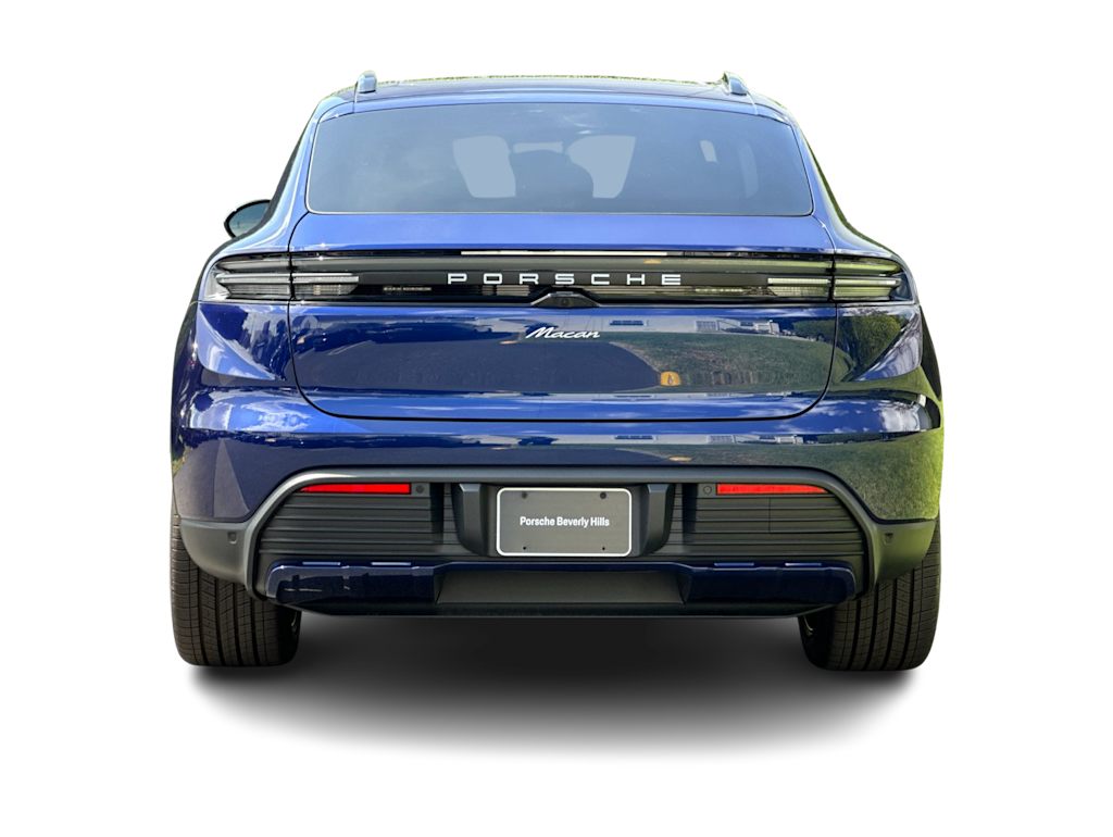 Thumbnail: 2026 Porsche Macan - 5
