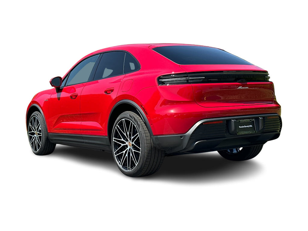 Thumbnail: 2026 Porsche Macan - 4