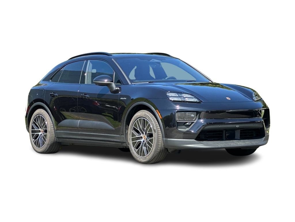 Thumbnail: 2026 Porsche Macan - 20