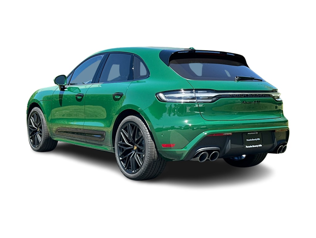 Thumbnail: 2026 Porsche Macan - 4