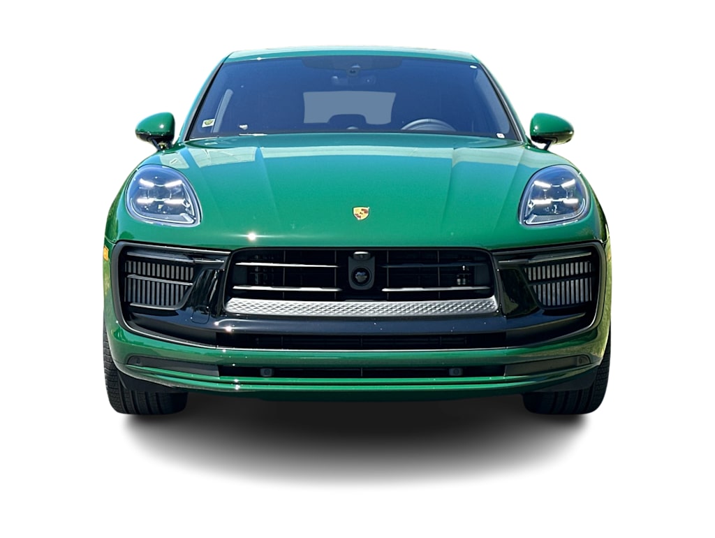 Thumbnail: 2026 Porsche Macan - 20