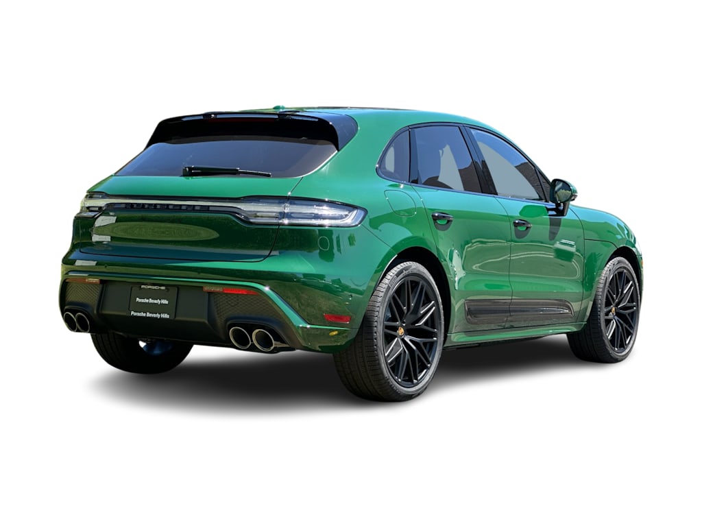 Thumbnail: 2026 Porsche Macan - 17
