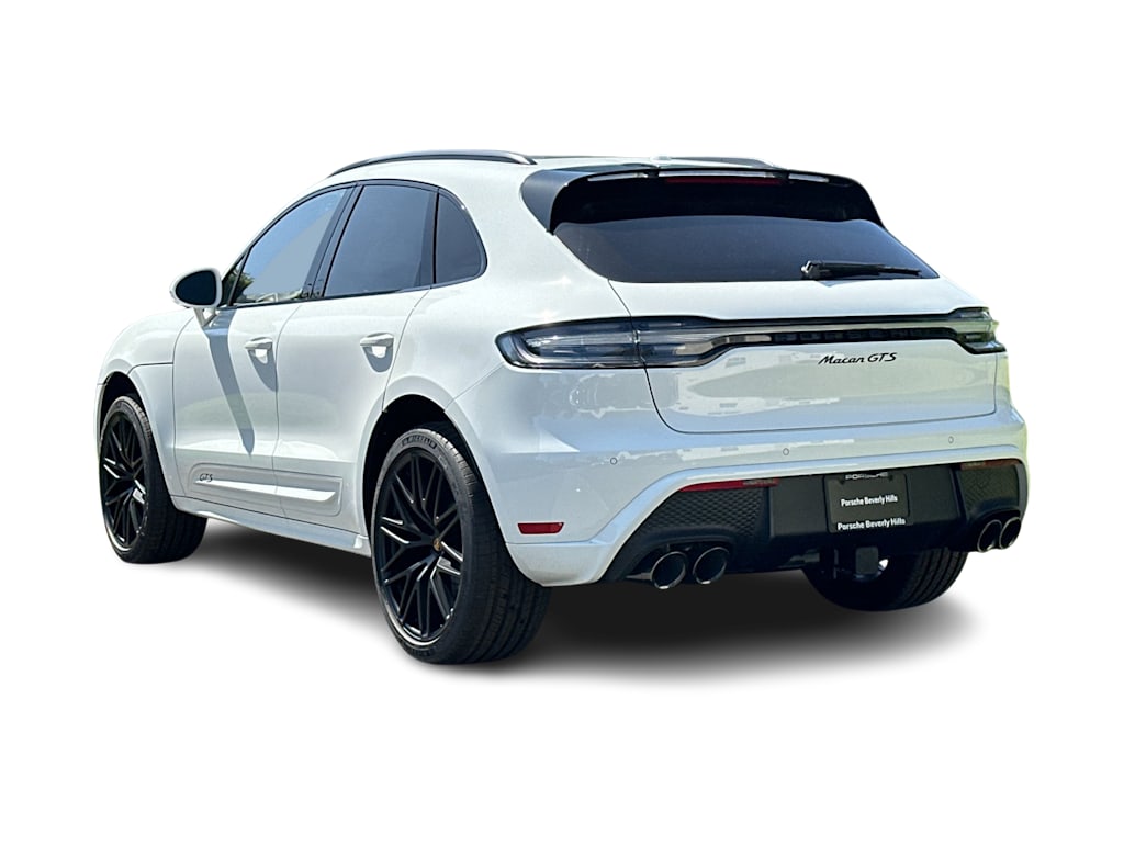 Thumbnail: 2026 Porsche Macan - 4