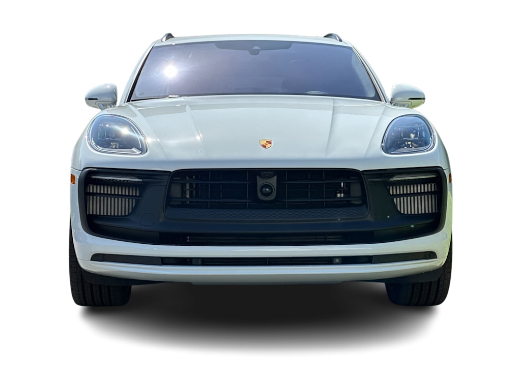 Thumbnail: 2026 Porsche Macan - 6