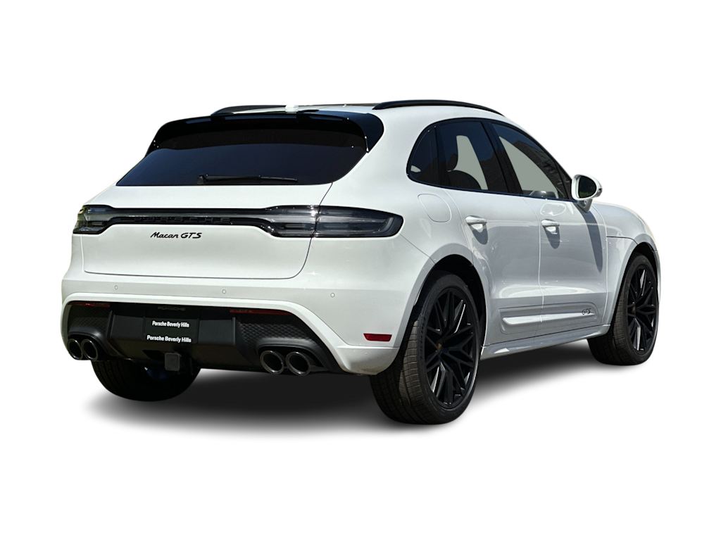 Thumbnail: 2026 Porsche Macan - 19