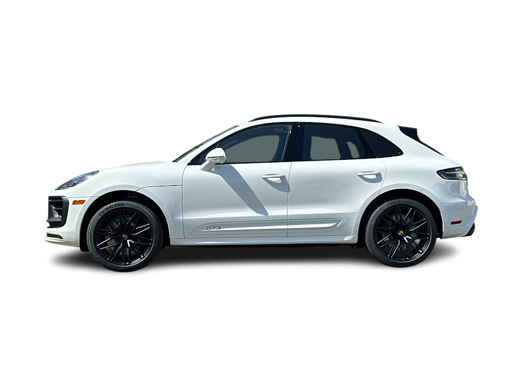 Thumbnail: 2026 Porsche Macan - 3