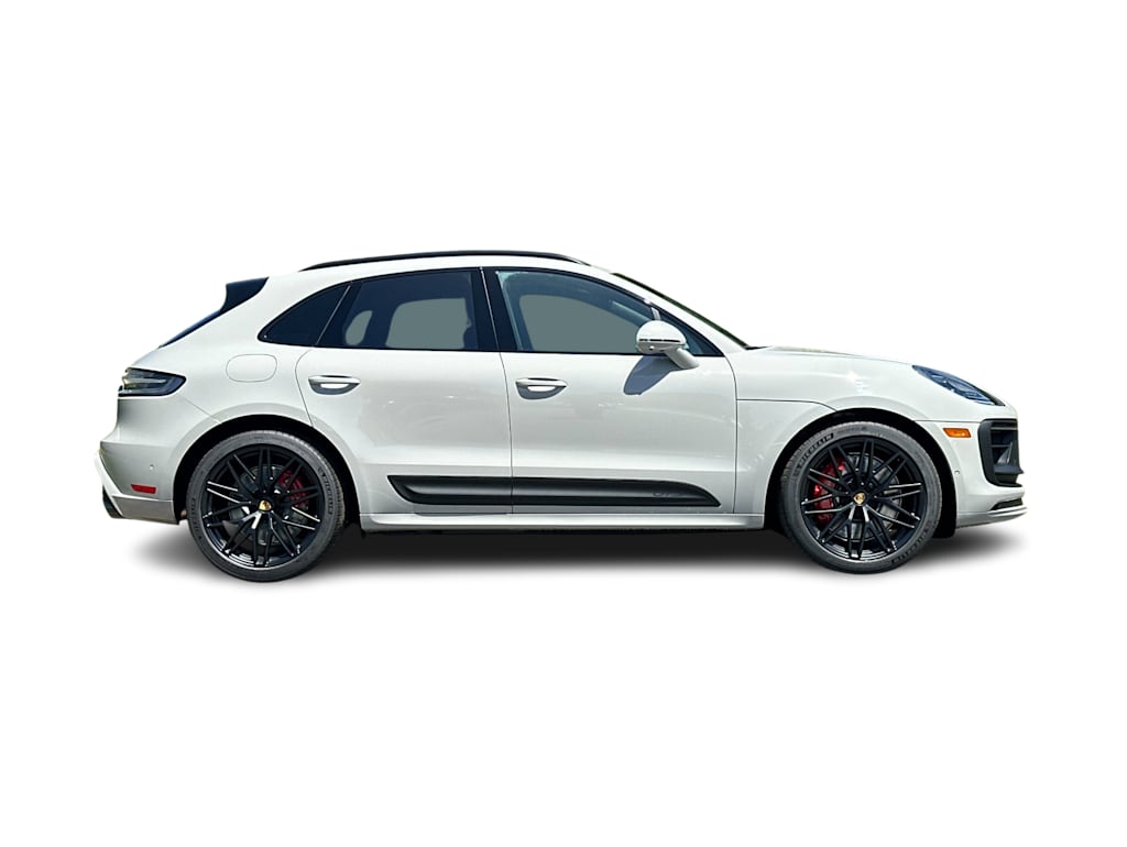 Thumbnail: 2026 Porsche Macan - 21