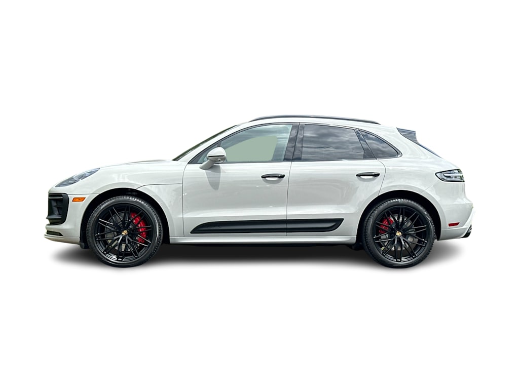 Thumbnail: 2023 Porsche Macan - 3
