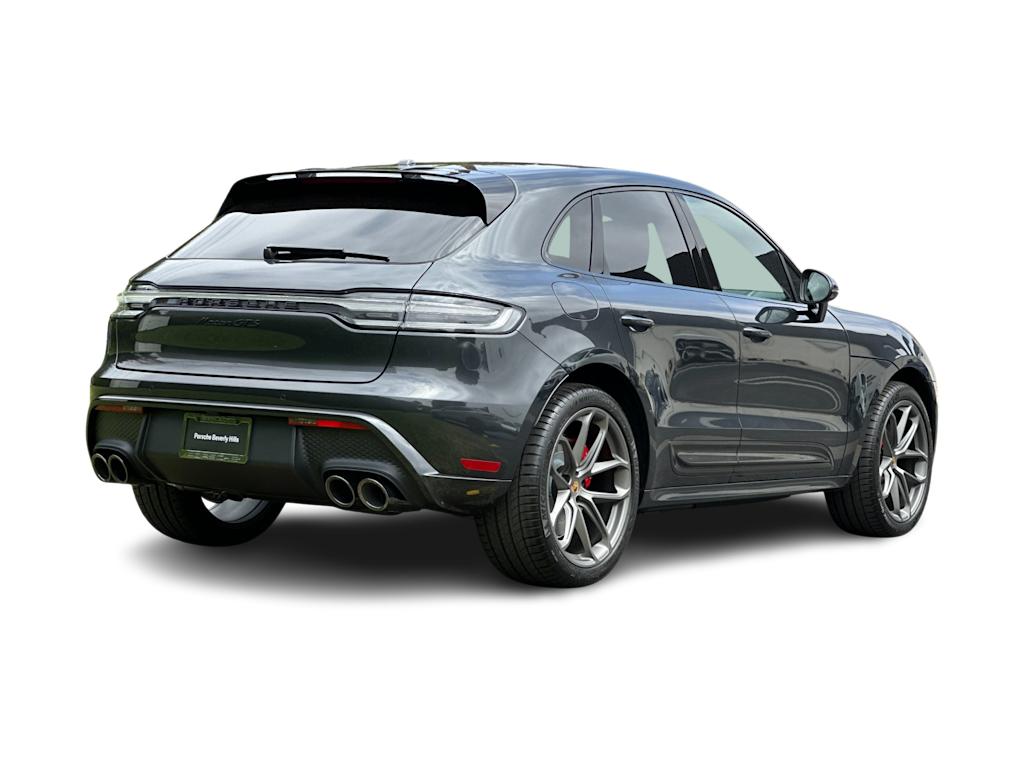 Thumbnail: 2026 Porsche Macan - 19