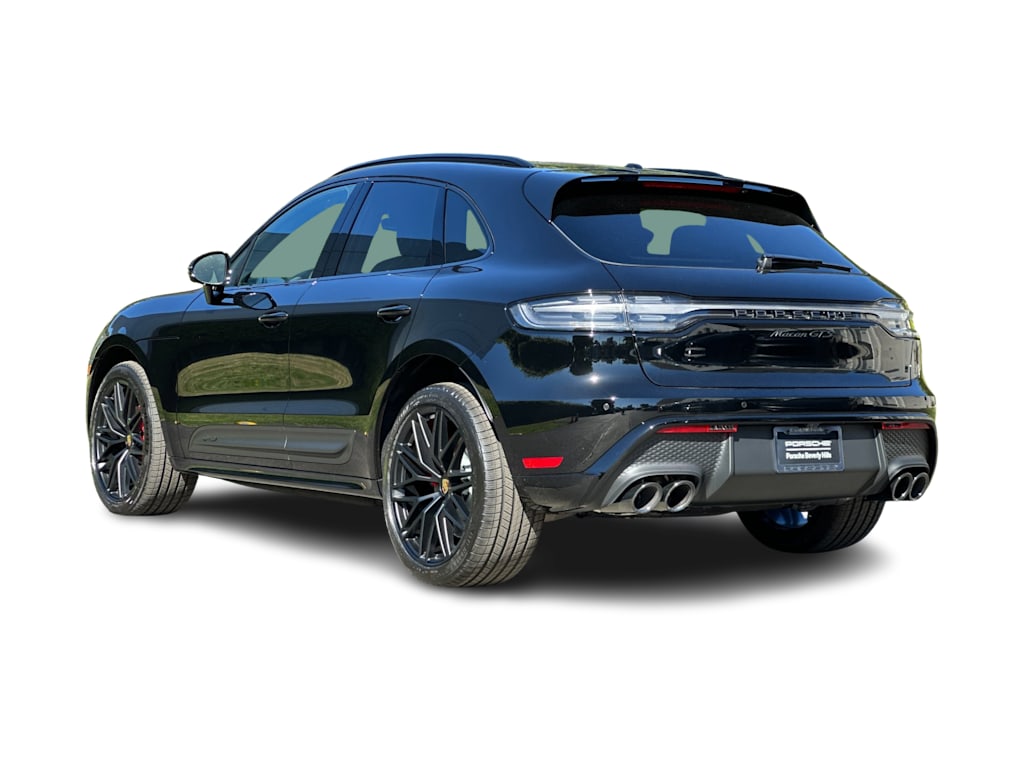 Thumbnail: 2026 Porsche Macan - 4