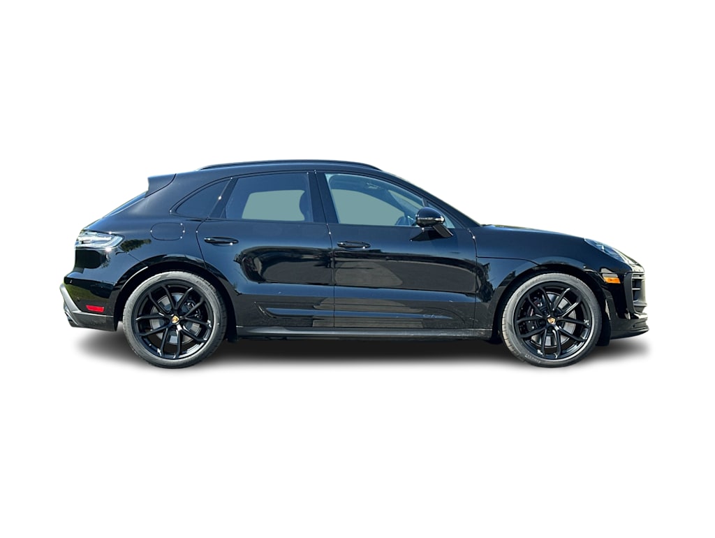 Thumbnail: 2026 Porsche Macan - 19