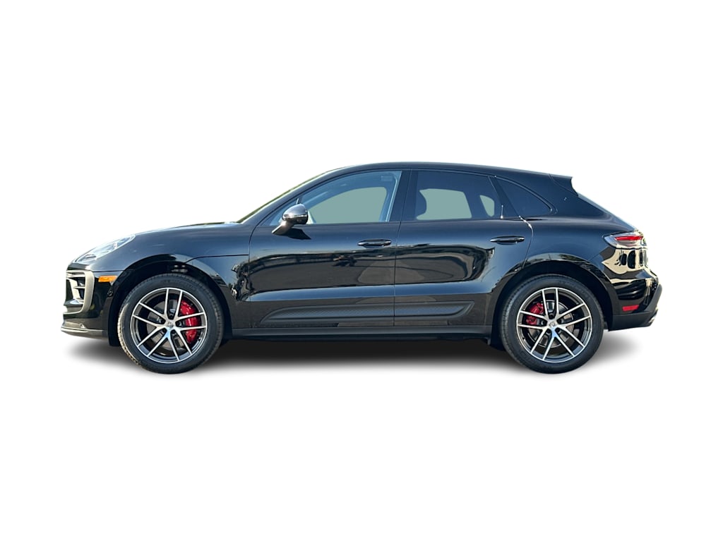 Thumbnail: 2026 Porsche Macan - 3