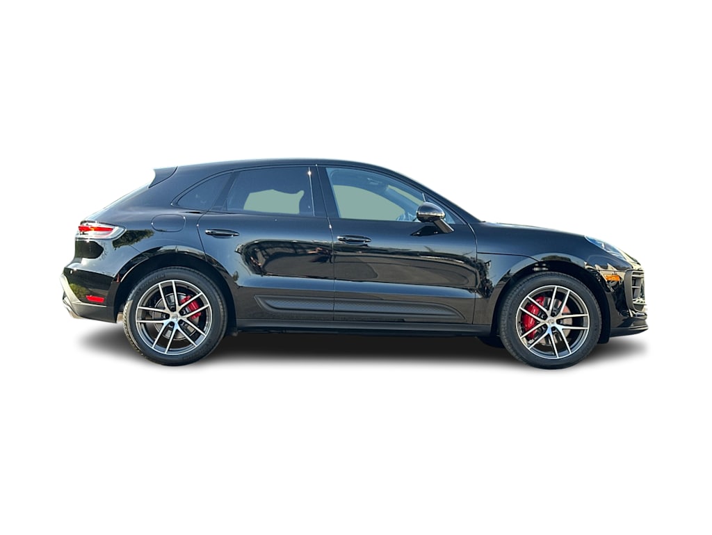 Thumbnail: 2026 Porsche Macan - 20