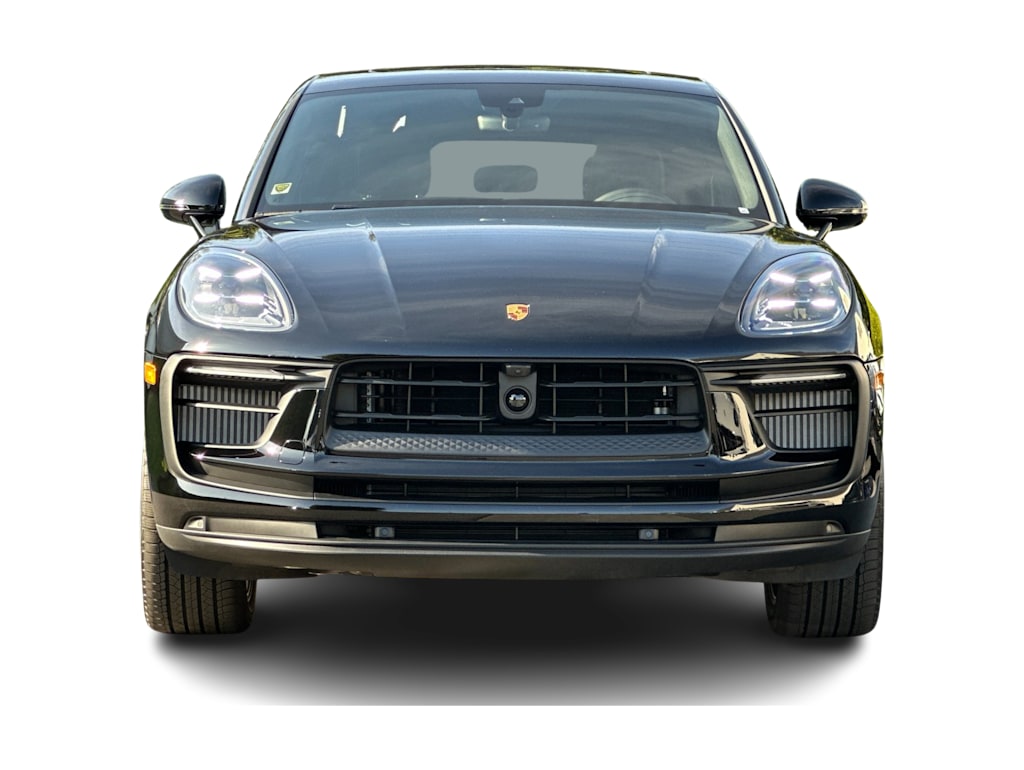 Thumbnail: 2026 Porsche Macan - 6