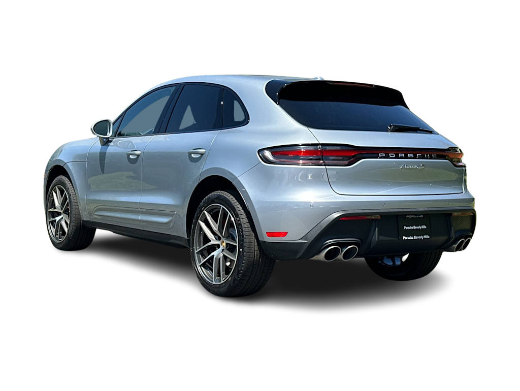Thumbnail: 2026 Porsche Macan - 4