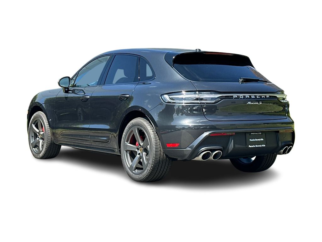 Thumbnail: 2026 Porsche Macan - 4